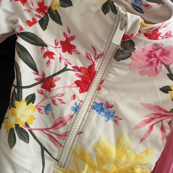 💕💛💙Baby girl swim bundle 💕💙💛size 12-24months - Picture 3 of 11